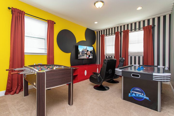 Room 16 of 53