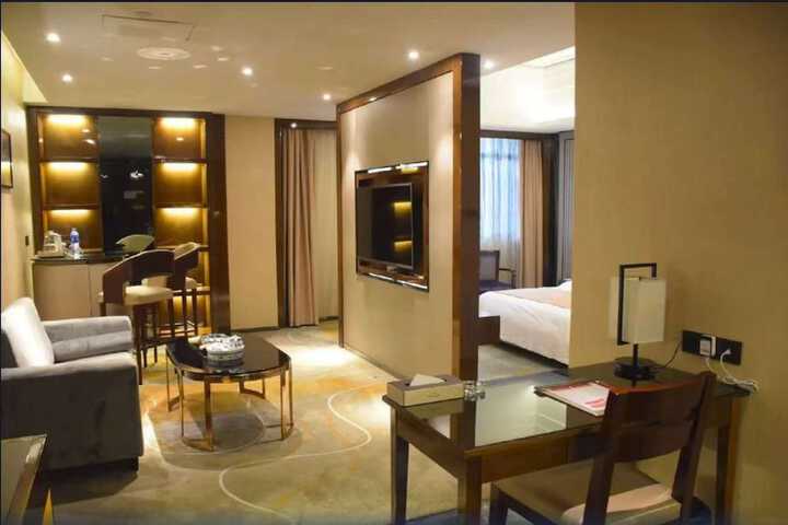 Room 29 of 51