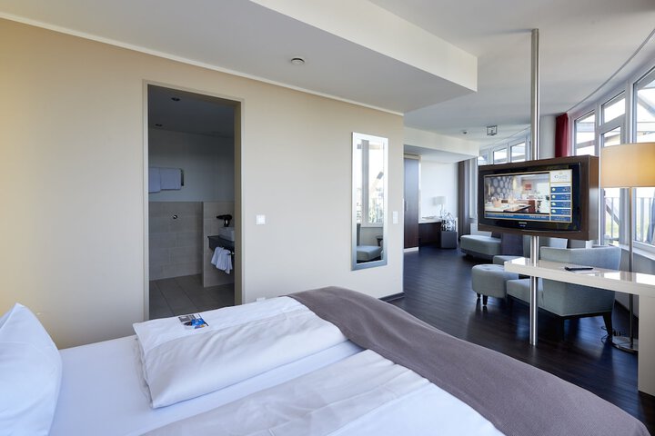 Room 8 of 58