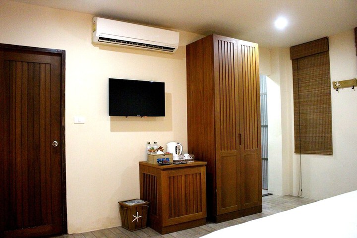 Room 29 of 74