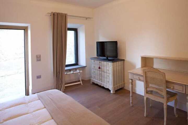 Room 63 of 170