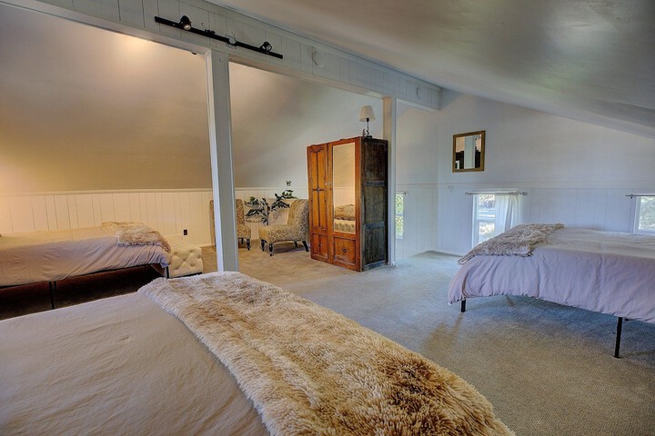 Room 18 of 113