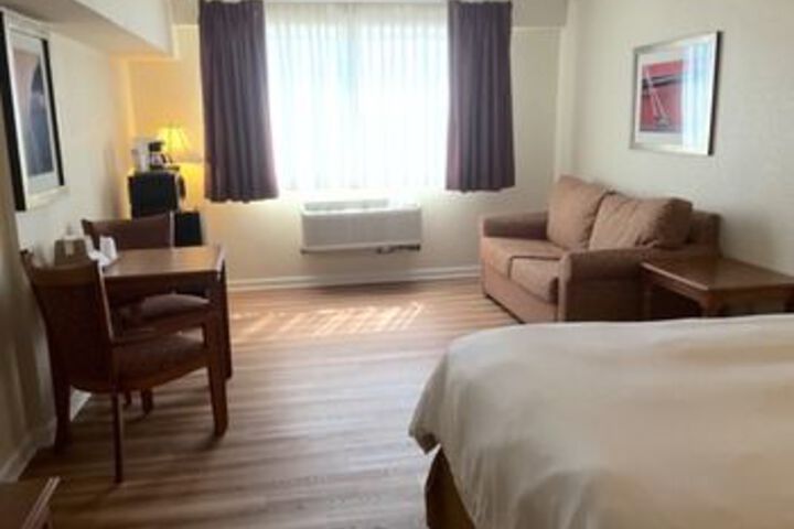 Room 15 of 24