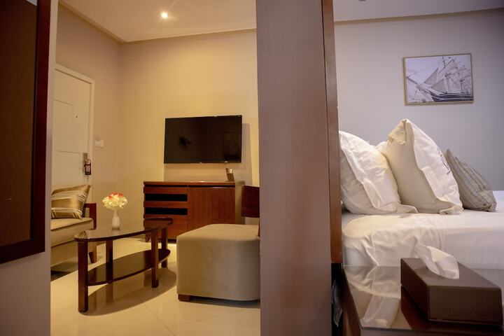 Room 43 of 89