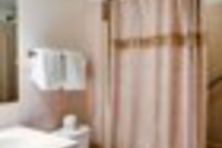 Room 158 of 243