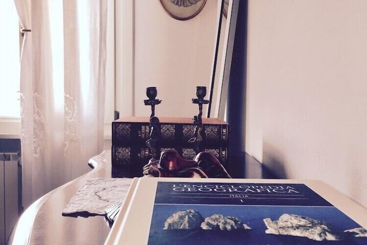 Room 15 of 25