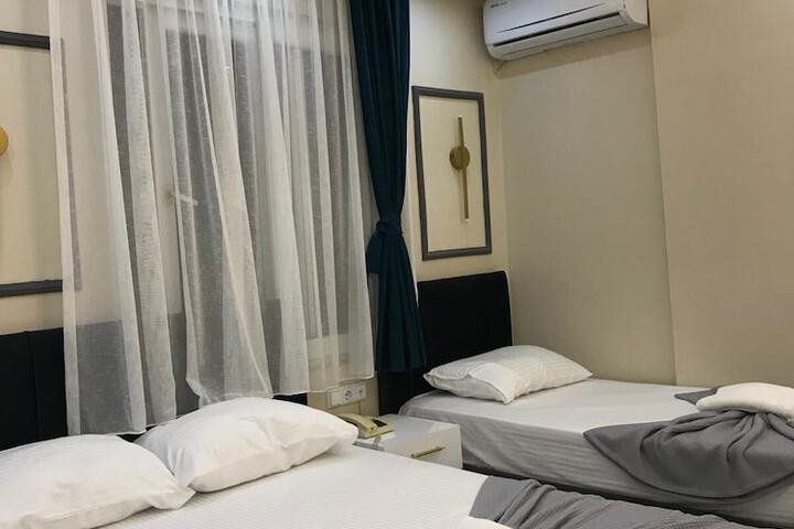 Room 19 of 40