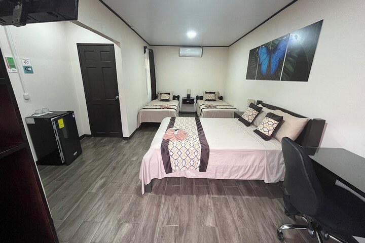 Room 7 of 21