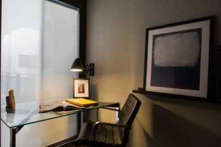 Room 6 of 20