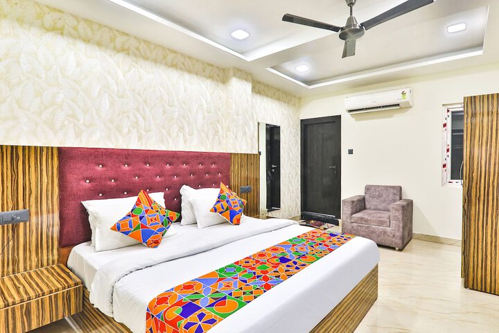 Room 18 of 26