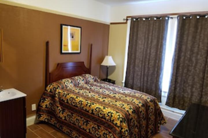 Room 25 of 129
