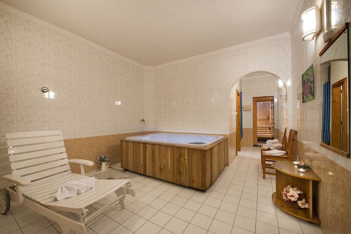 Relaxing Spa