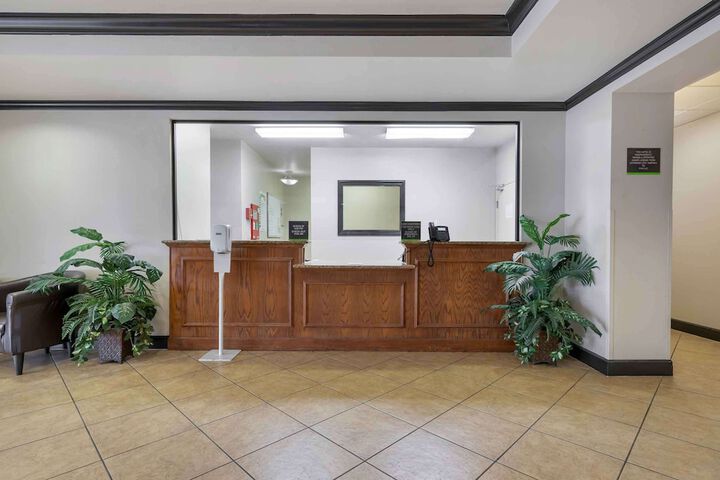 Hotel Interior 4 of 34