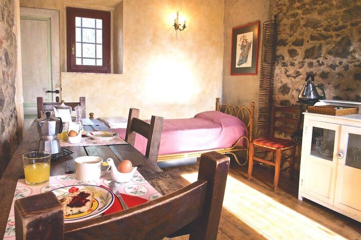 Room 45 of 86