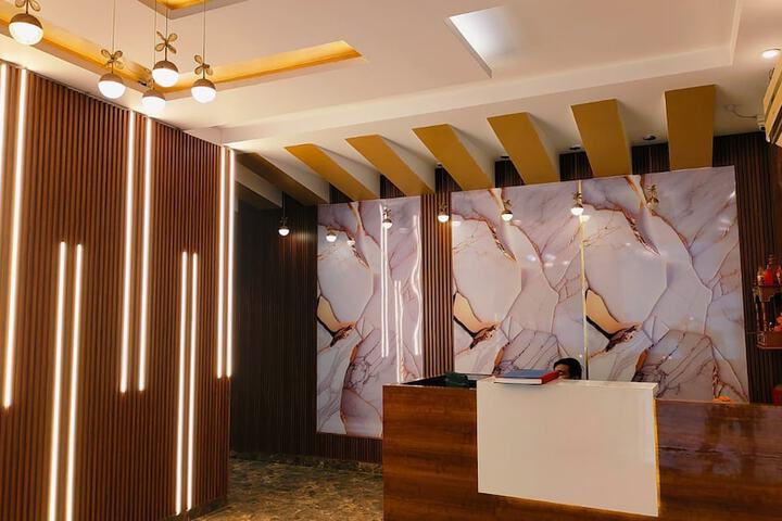 Hotel Interior 2 of 31