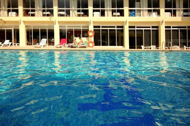 Pool 24 of 53