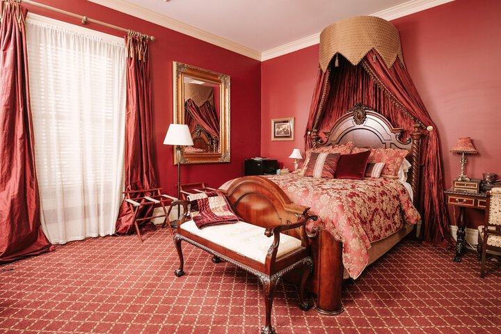 Room 22 of 132
