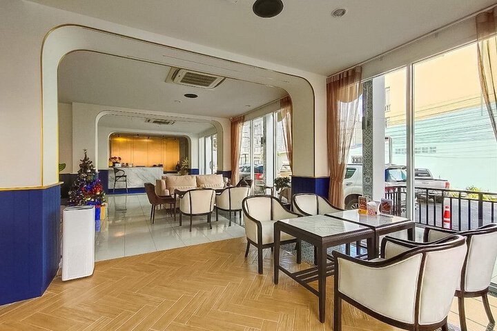 Hotel Interior 2 of 133
