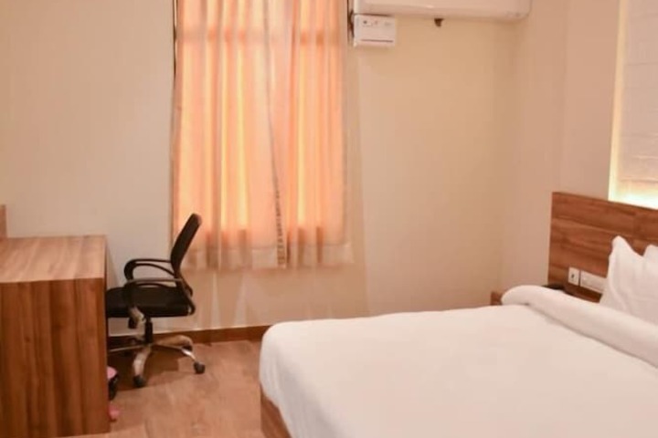 Room 14 of 55