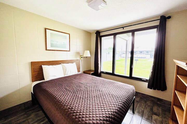 Suite Courtyard View (4 of 10)