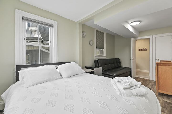 Room 20 of 96