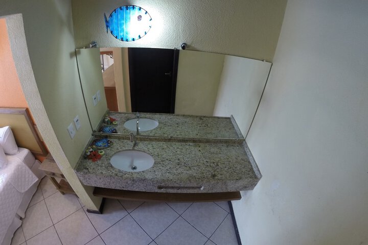 Room 8 of 70