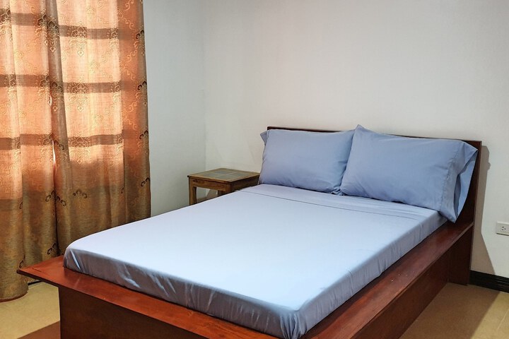 Room 5 of 47