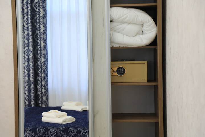 Room 29 of 50