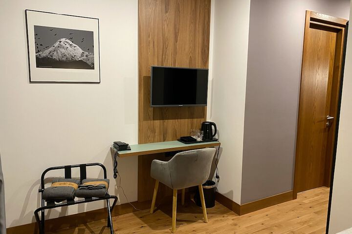 Room 30 of 147