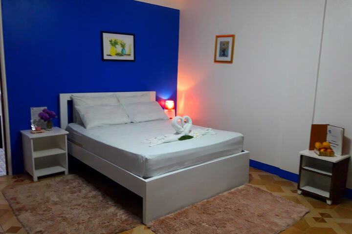 Room 16 of 51