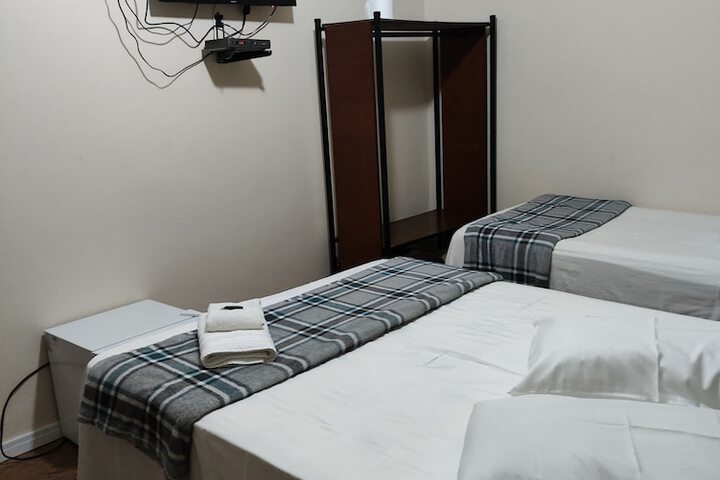 Room 5 of 64