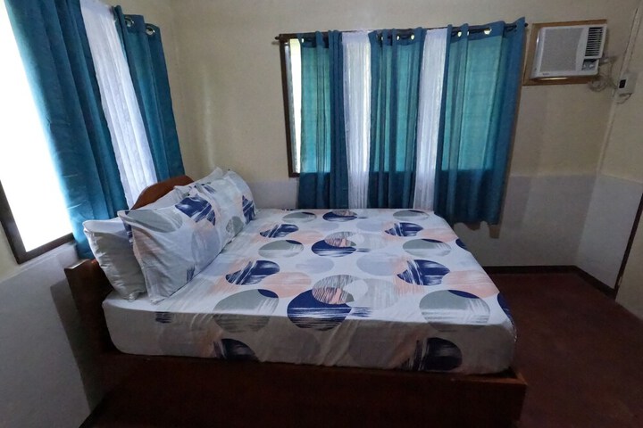 Room 15 of 160