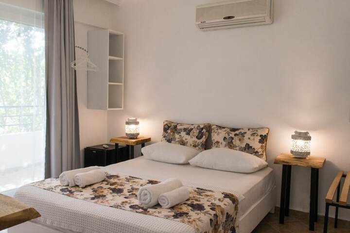 Room 27 of 70