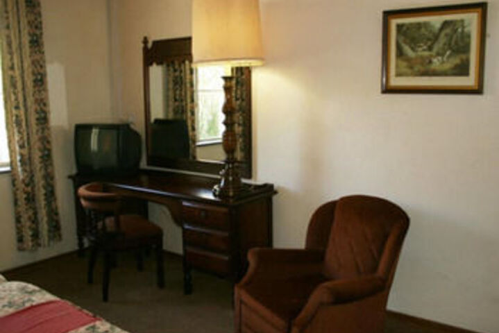 Room 16 of 20