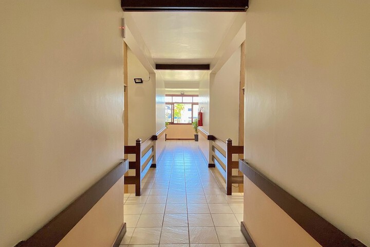 Ballroom/Hall 84 of 100