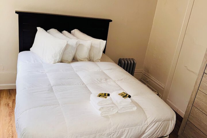 Room 15 of 22
