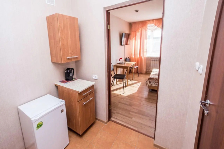 Room 4 of 14