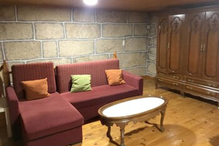 Room 66 of 244