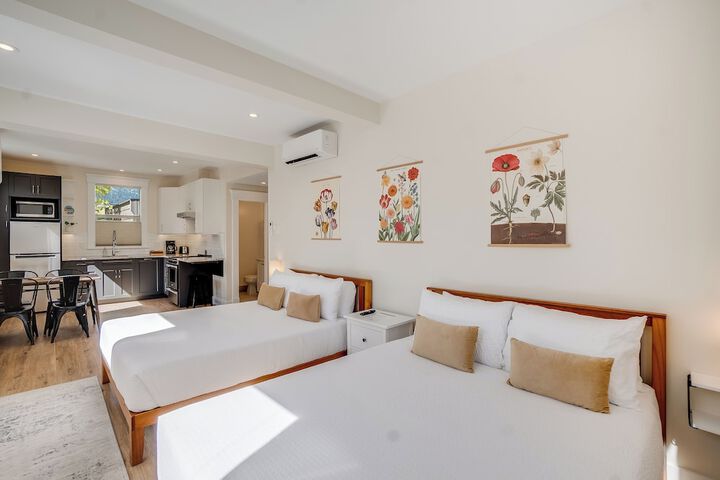 Room 42 of 107