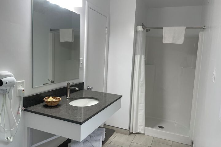 Bathroom Interior Photo