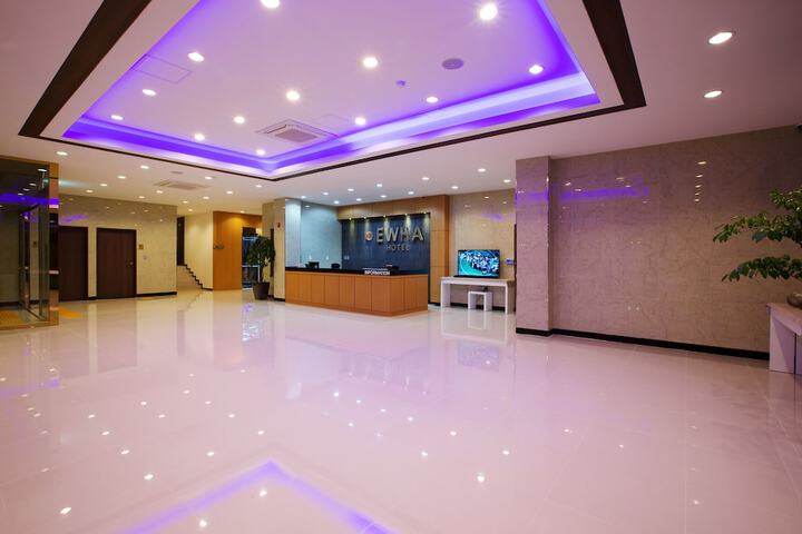 Hotel Interior 3 of 18