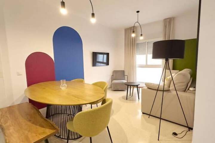 Room 8 of 20