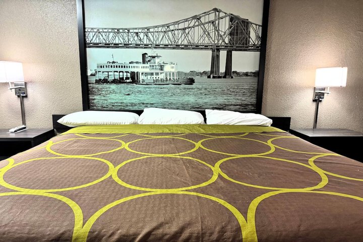 Room 20 of 40