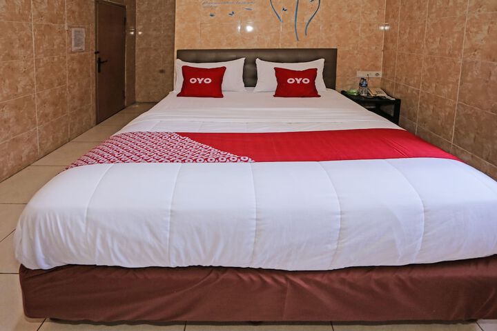 Room 15 of 23