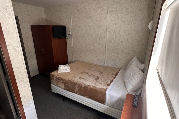 Room 3 of 13