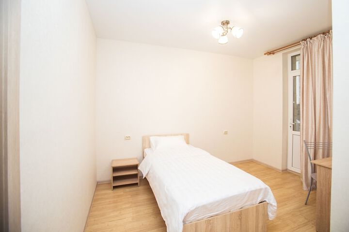 Room 22 of 28