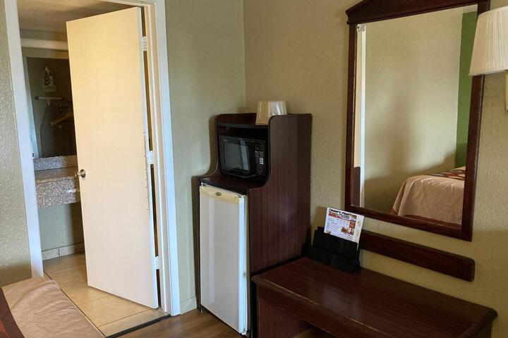Photo 38