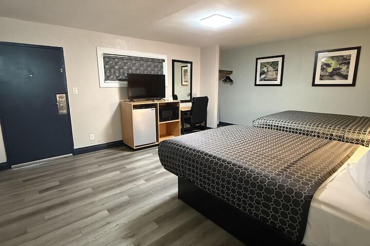 Room 18 of 46