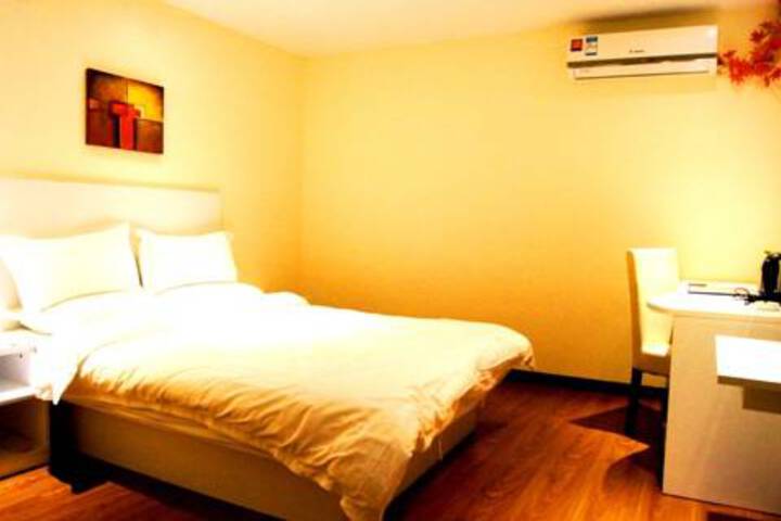 Super 8 Hotel Nanjing Shan Xi