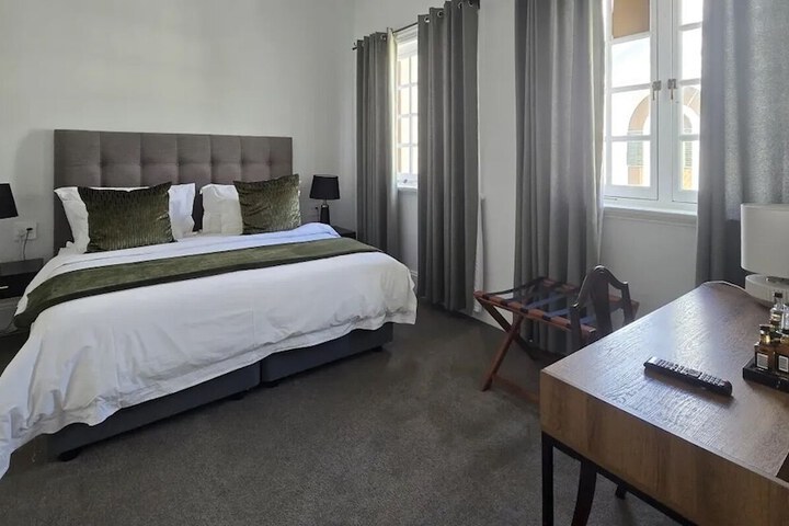 Room 18 of 39